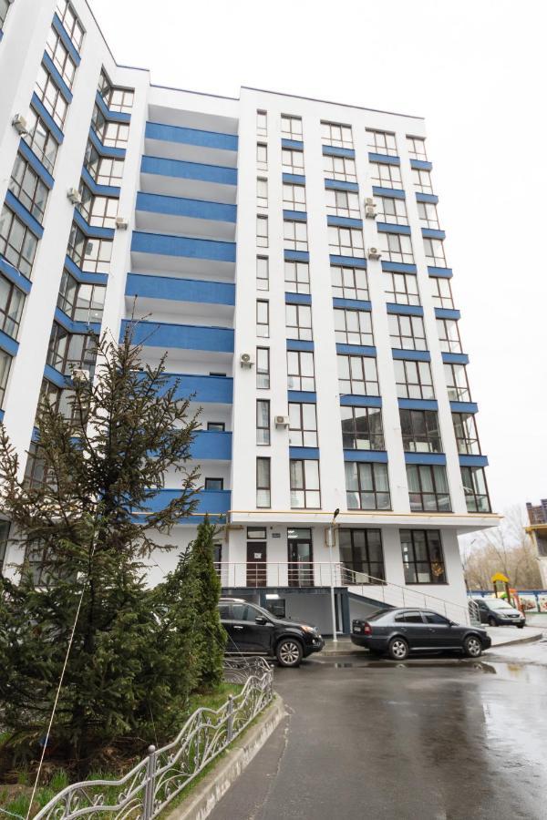 Апартаменты На Центральной Улице Kyiv Exterior photo